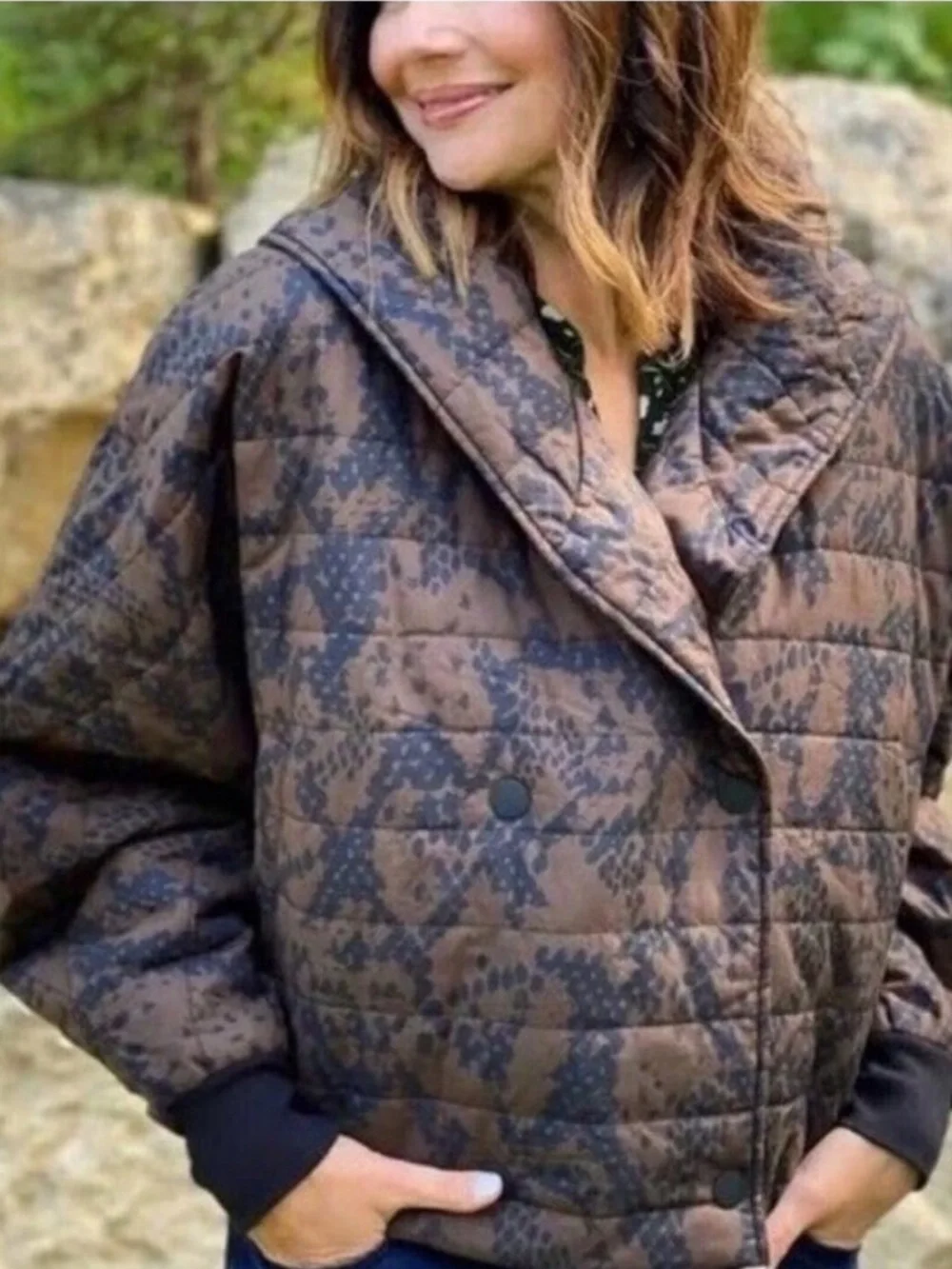 CABI wrap up puffer jacket snakeskin W2406 Sz Small/Medium - Picture 3 of 10